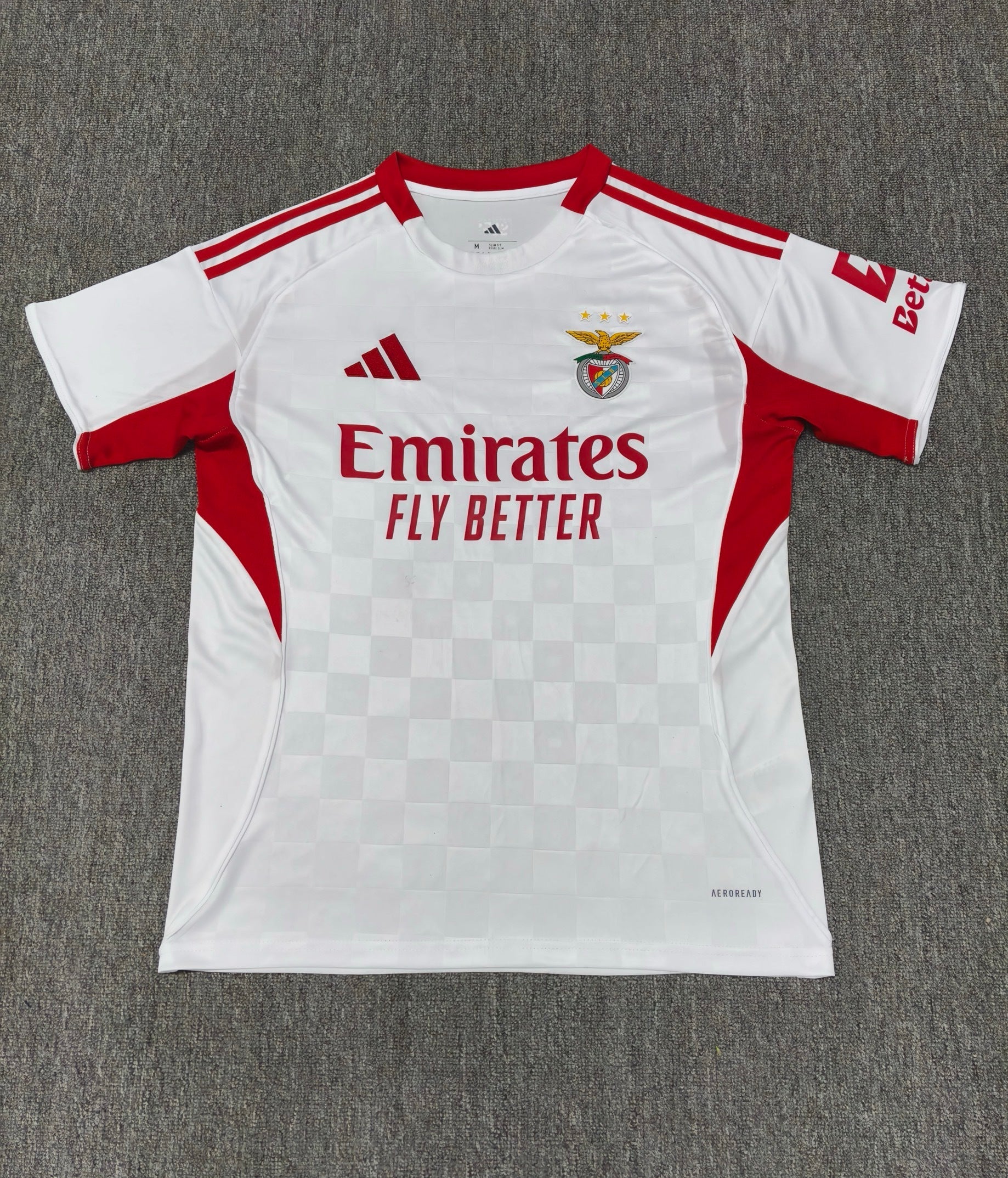 25-26 Benfica Extérieur 2