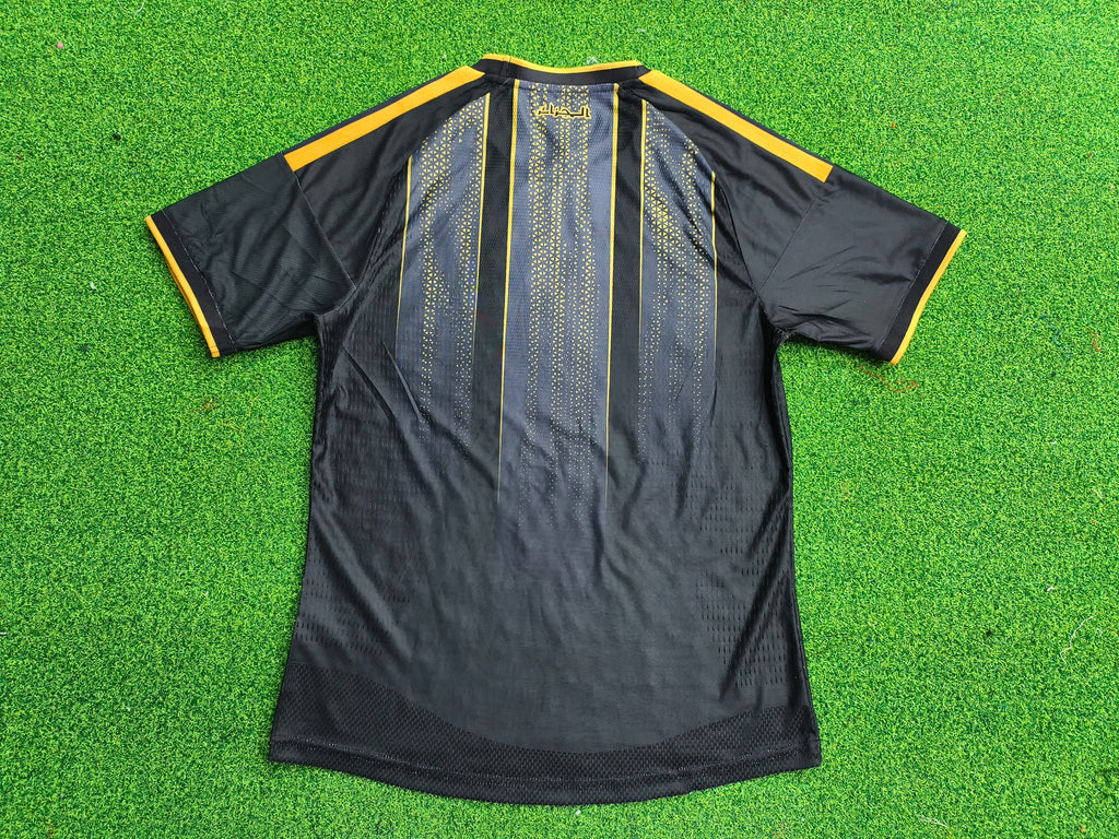 Algérie Maillot Noir et Doré 25-26