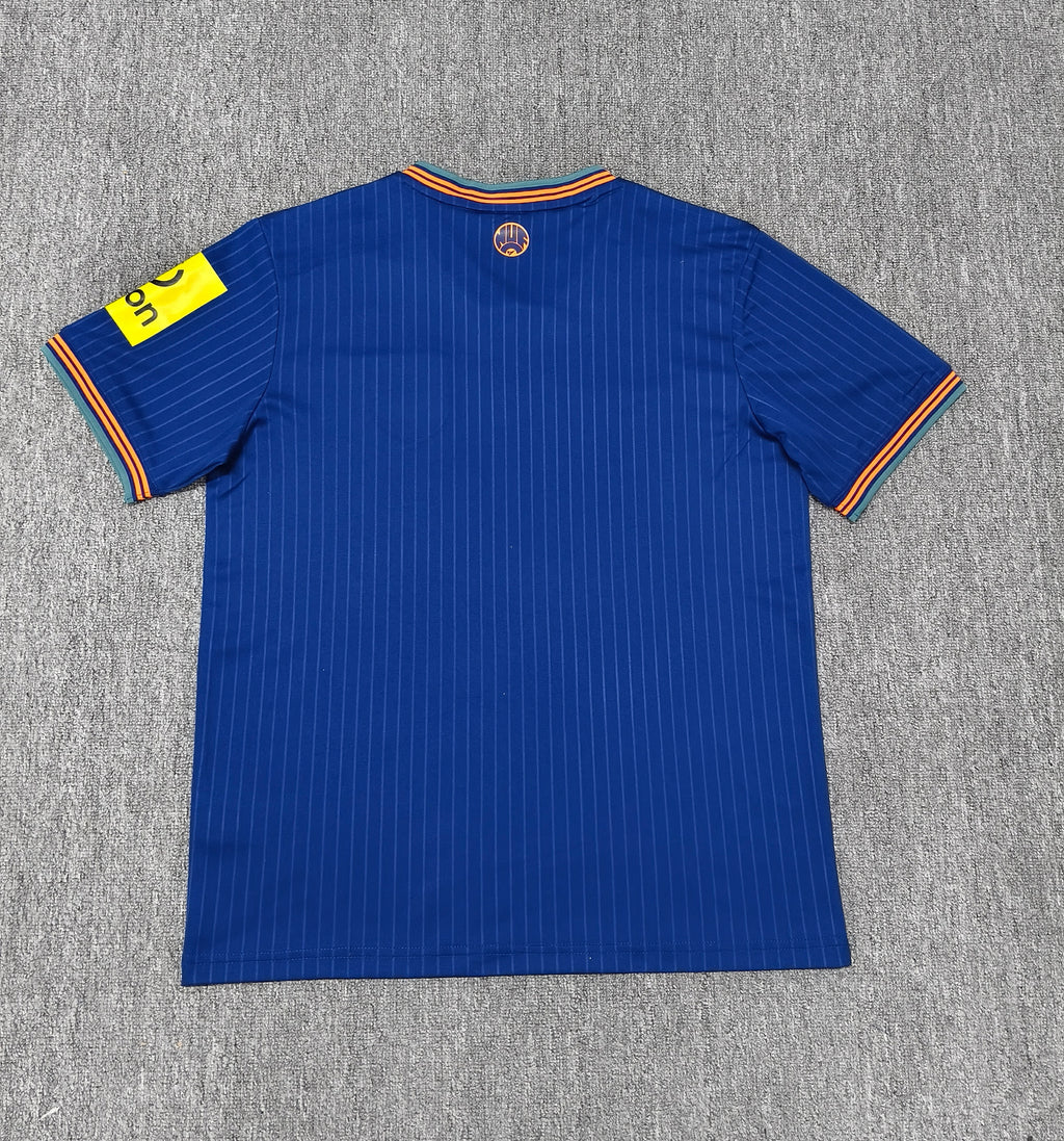 25-26 Newcastle Extérieur