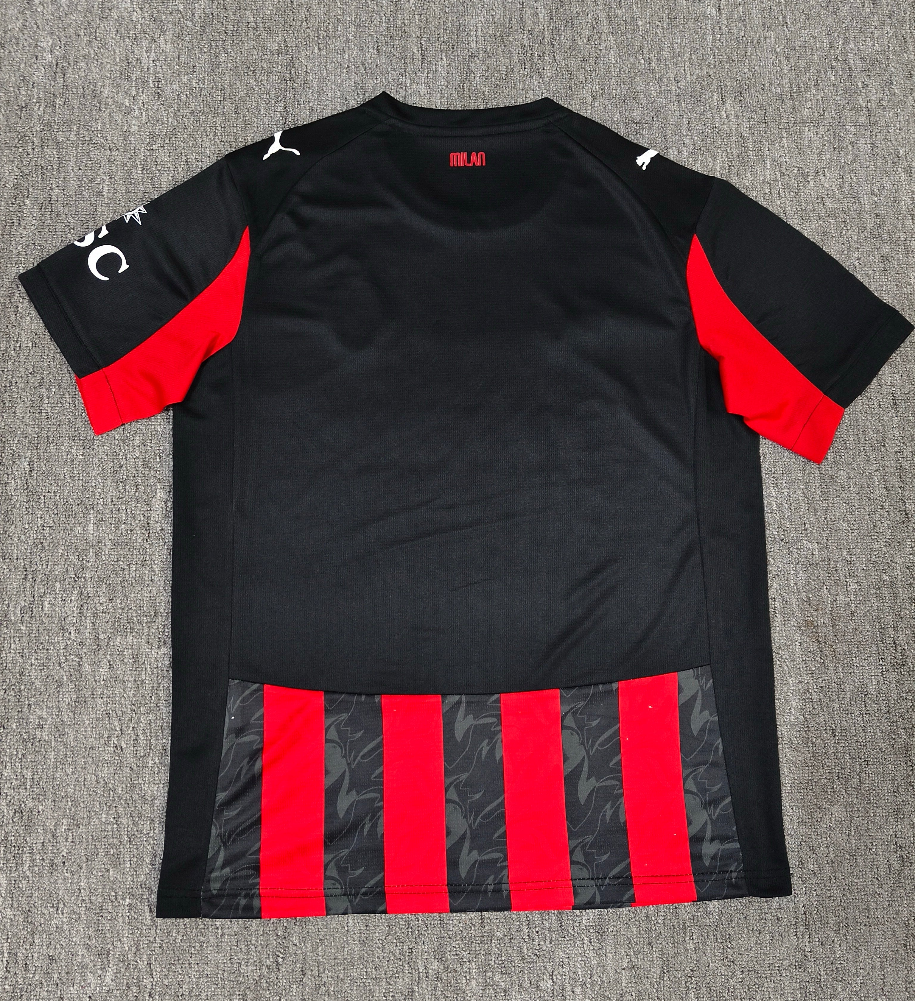 25-26 AC Milan Domicile