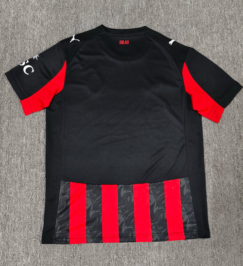 25-26 AC Milan Domicile