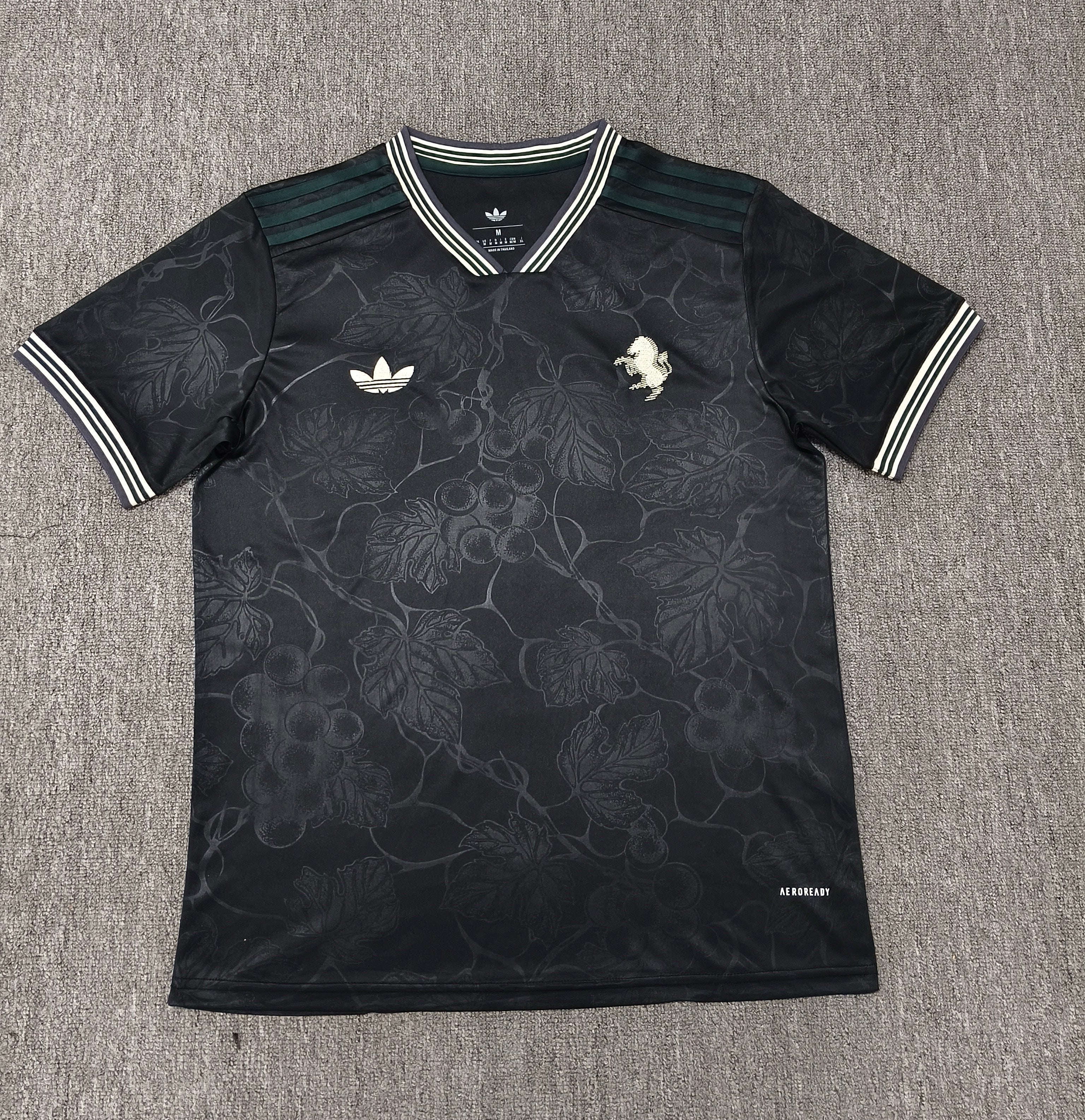 25-26 Juventus Third