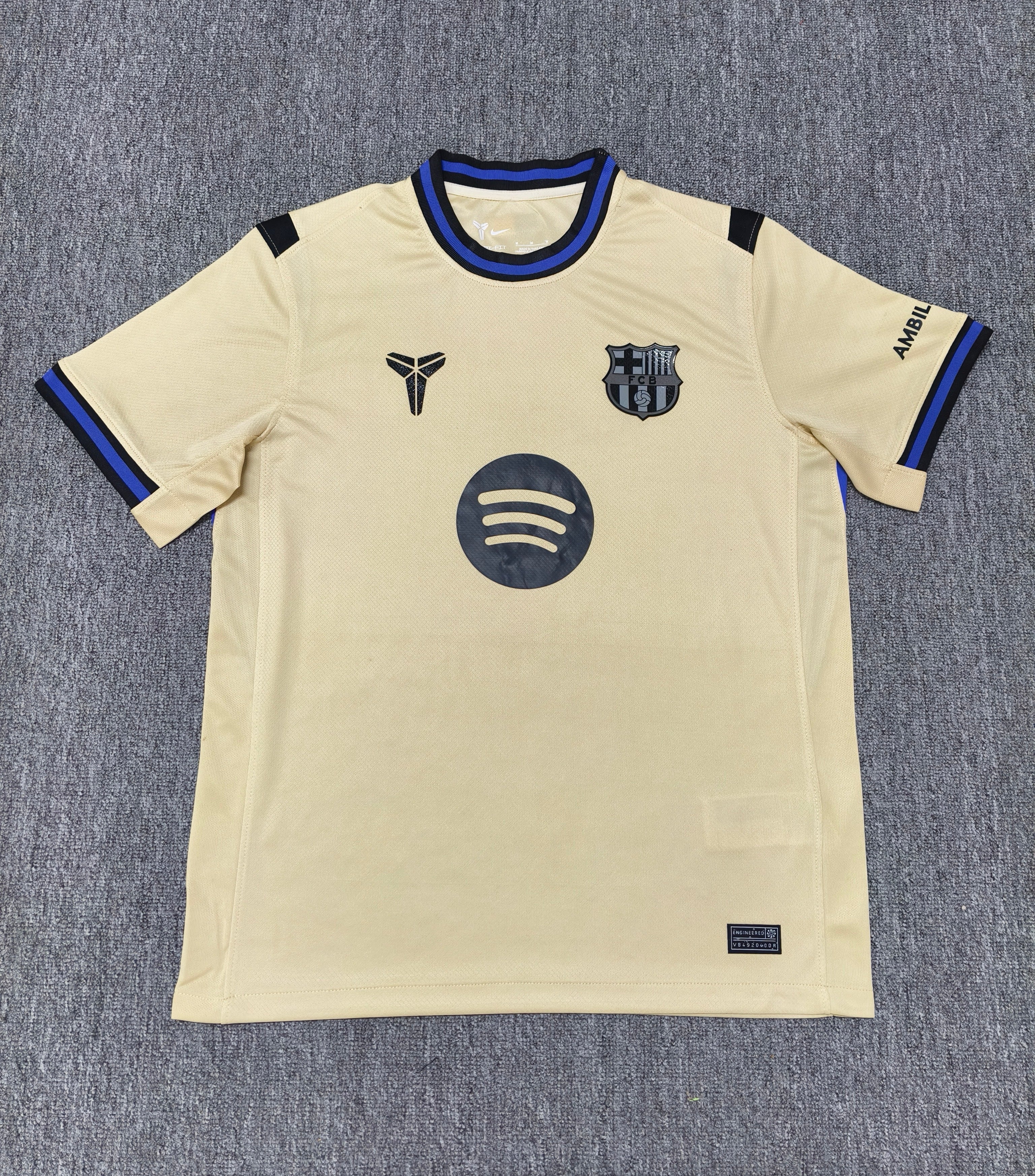 25-26 Barca Extérieur