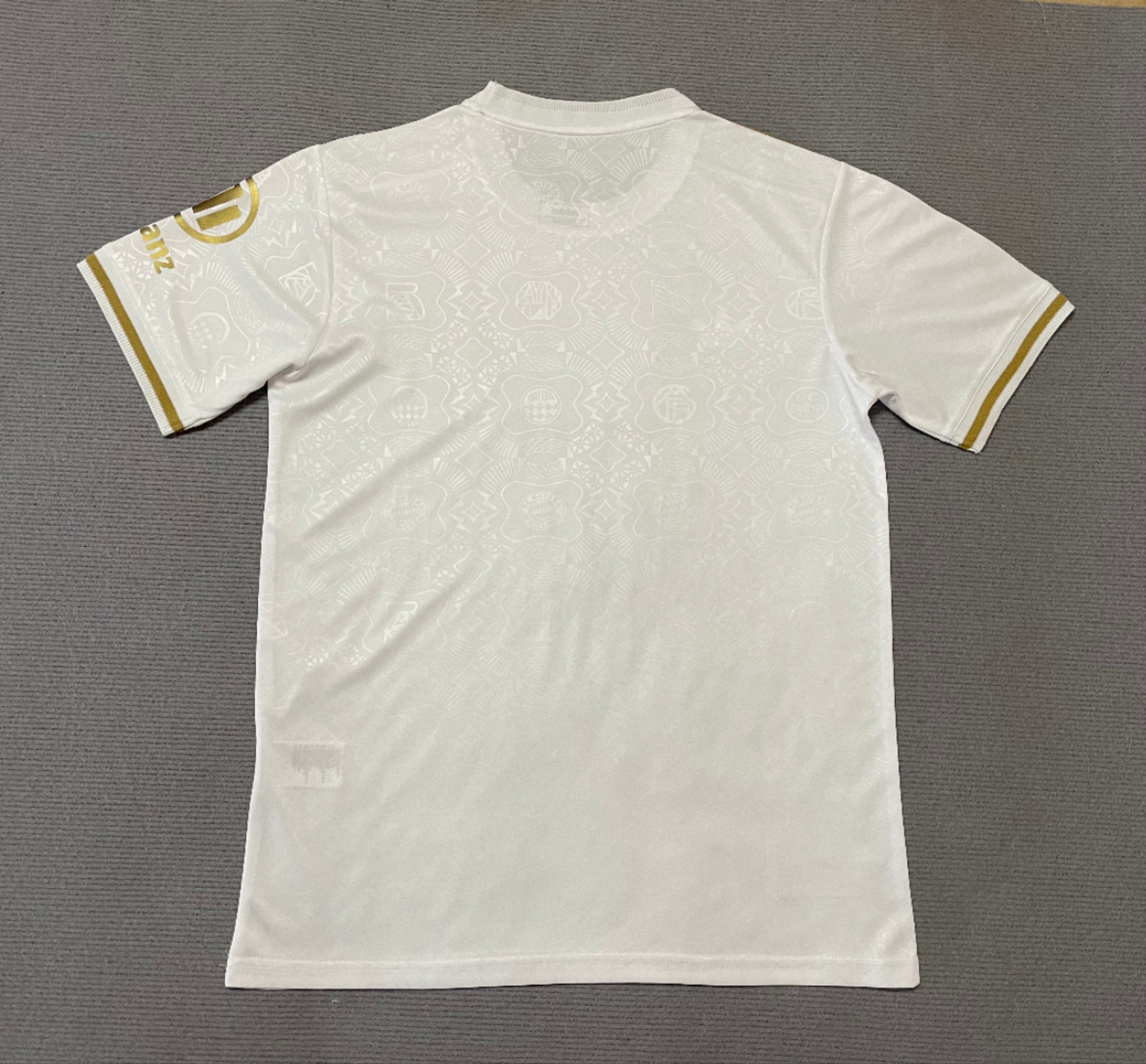 25-26 Bayern 125ème Anniversaire Blanc