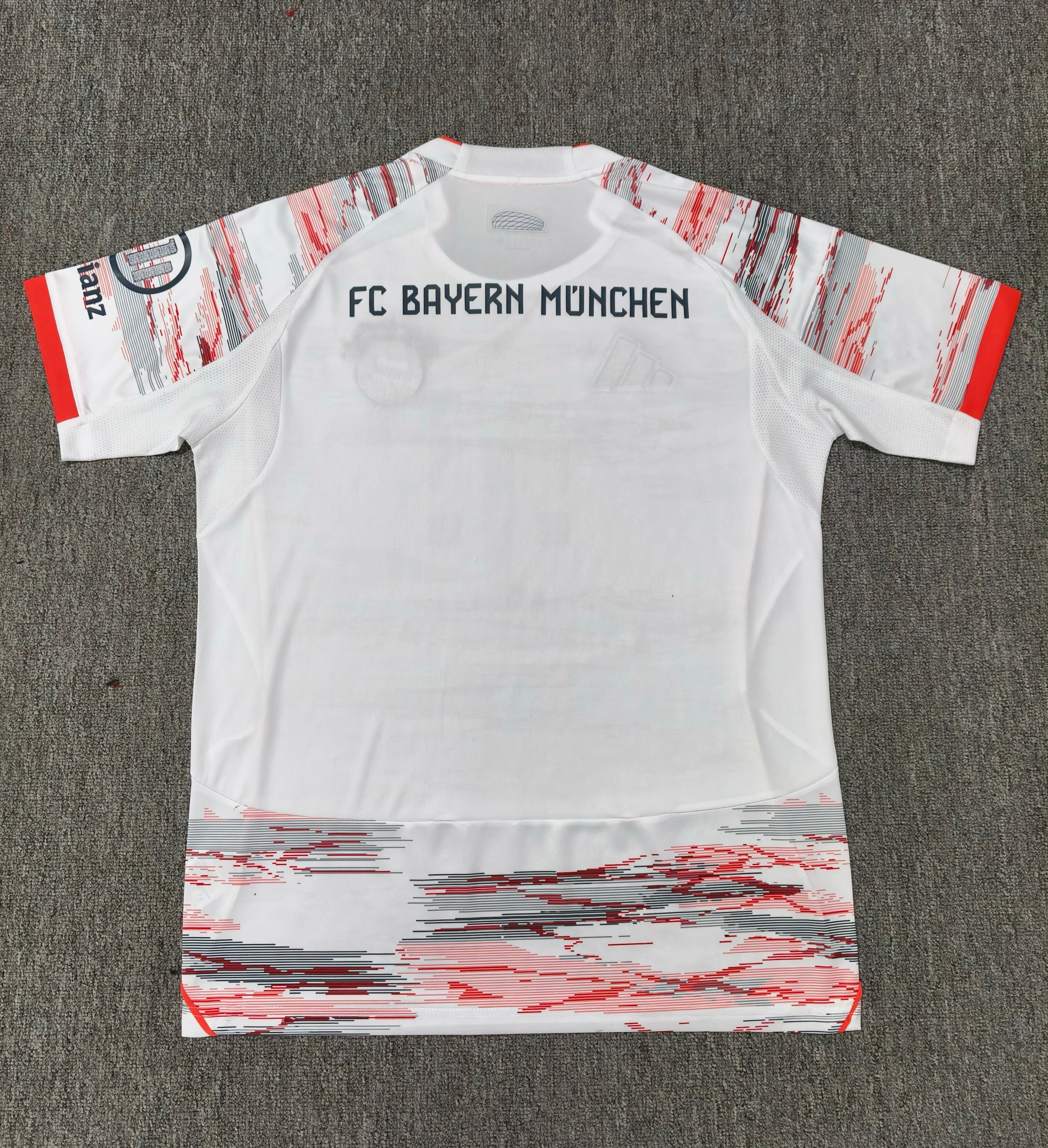 25-26 Bayern Extérieur