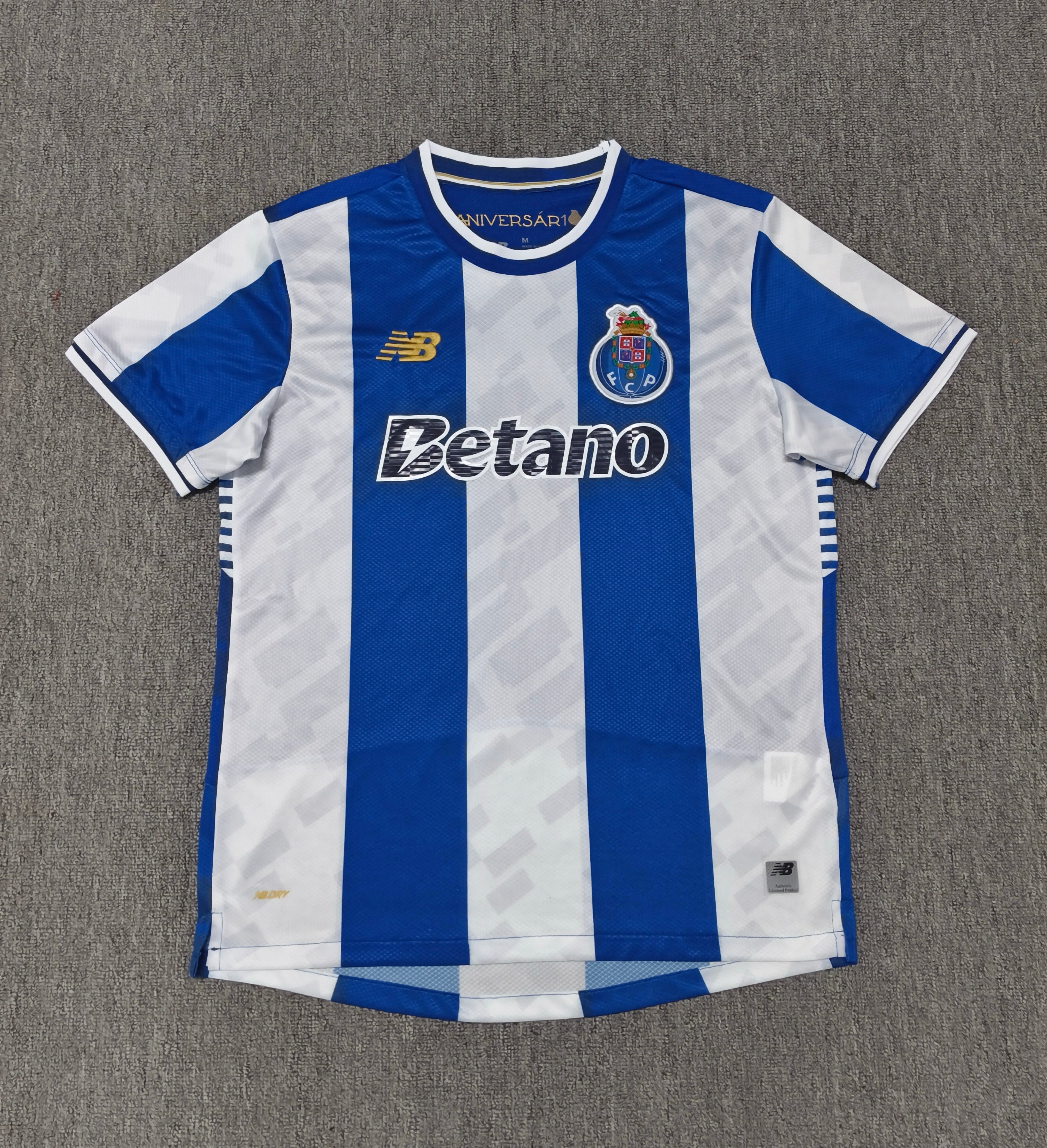 25-26 Porto Domicile